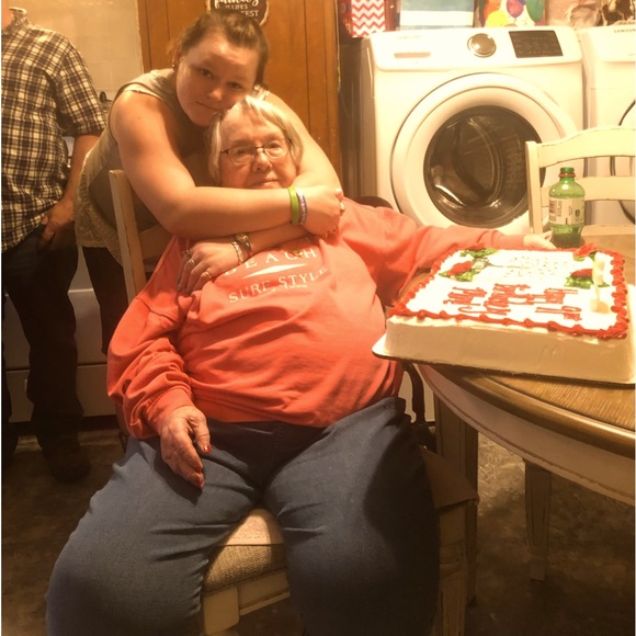 Meet your Posher, Ashley - Picture 1 of 1